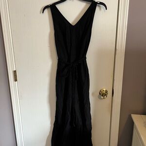 Dip Black Jumpsuit Romper Sleeveless V-Neck